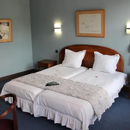 Hotel Restaurant La Cigogne 3*