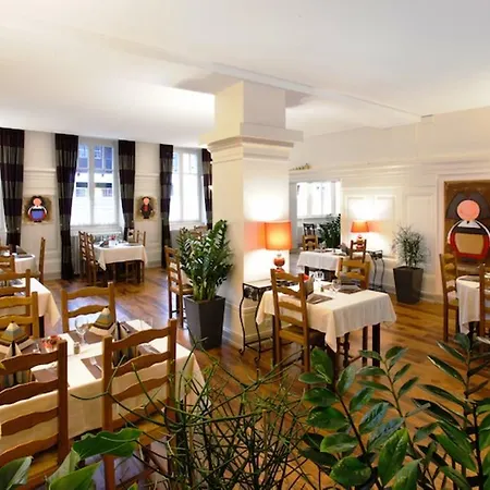 מלון Restaurant La Cigogne 3*