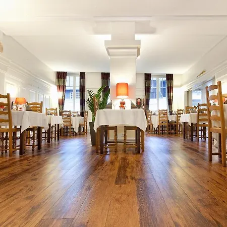 Restaurant La Cigogne Hotel 3*